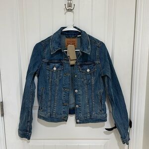 Levi’s Trucker Jacket